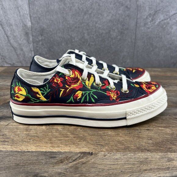 Converse Chuck 70 Low Parkway Floral Embroidery Size 5 Womens Shoes - Picture 1 of 11